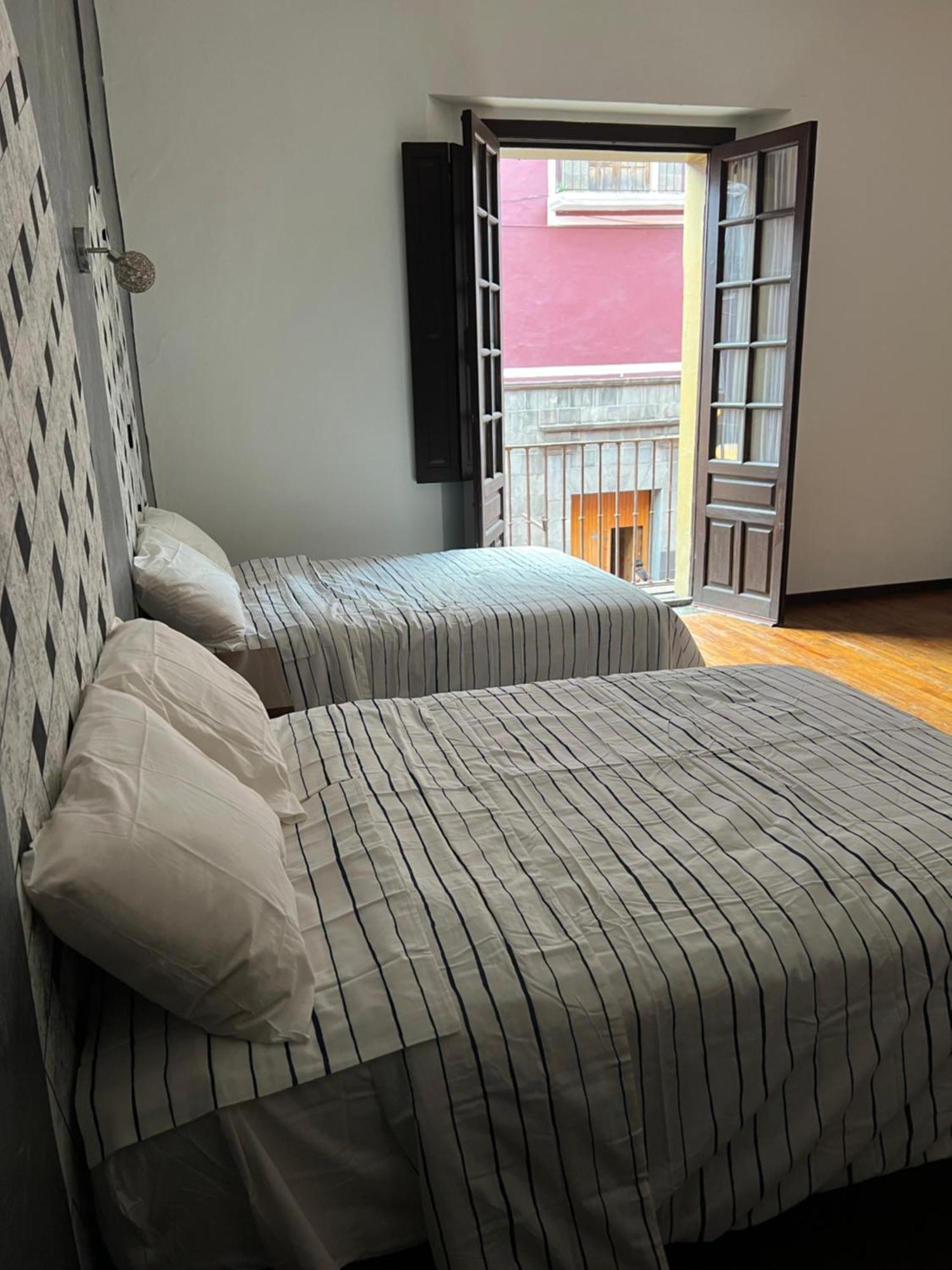 Catedral 304 Hotel Puebla Ngoại thất bức ảnh